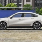 2025 Wuling Starlight EV image 3
